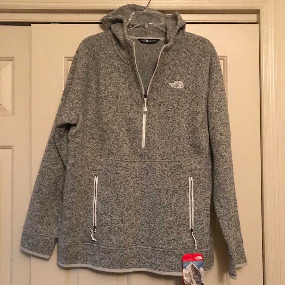 The North Face Hoodie Swearshirt, with zip pockets